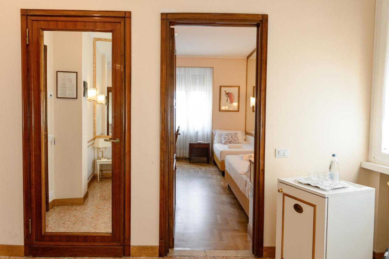 Hotel Continental Treviso Exterior photo
